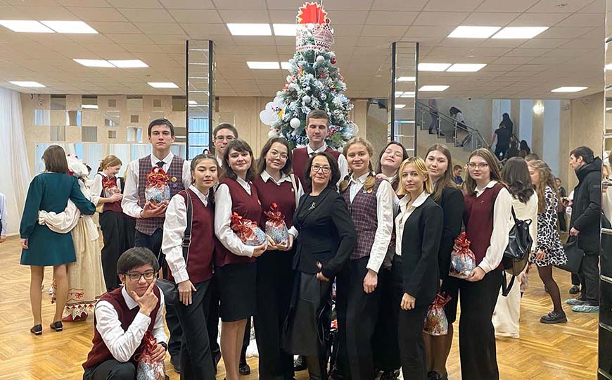 27 декабря в Оренбургском областном Дворце творчества детей и молодежи им. В.П. Поляничко прошла Губернаторская елка.