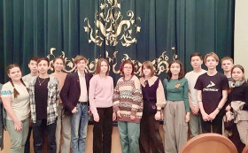 7 мая лицеисты посетили Оренбургский Государственный татарский драматический театр имени Мирхайдара Файзи.