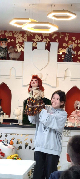 Лицеисты посетили Оренбургский областной театр кукол.